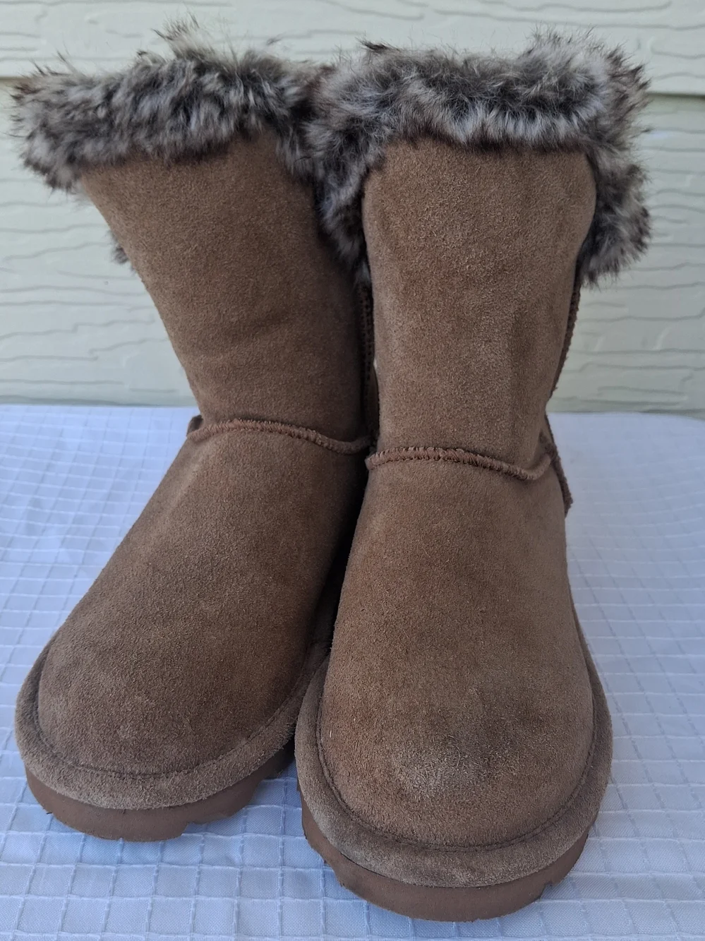 Bear Paw Women's Winter Boots, Iced Coffee, Size 7 Wool blend Lining